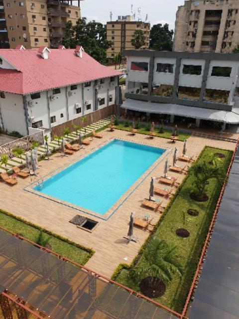 Hotel Bella Riva Киншаса Екстериор снимка